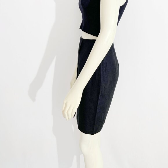 Vintage Black Linen Wrap Skirt by Holt Renfrew / size Small - Picture 8 of 8